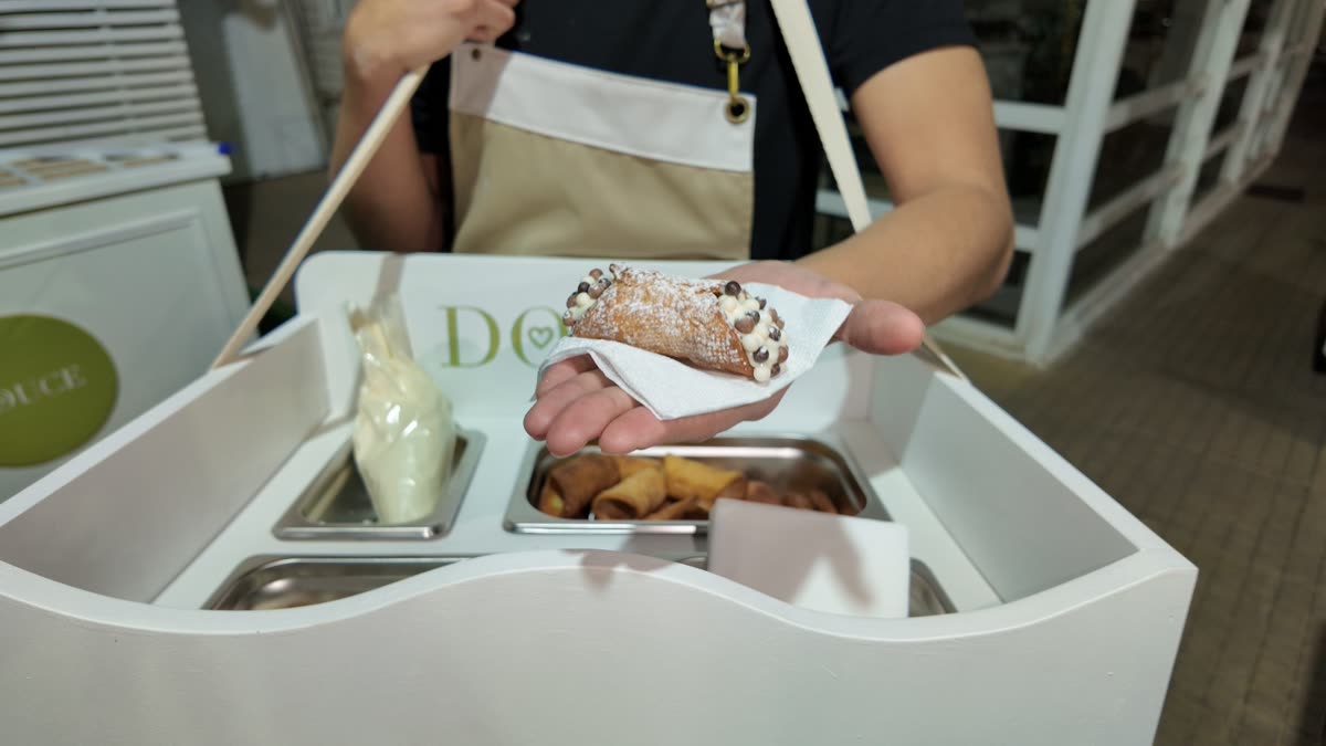 Bandeja de cannolis